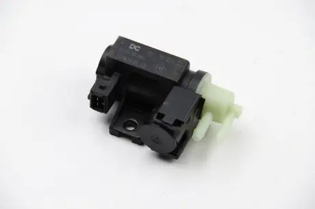 Клапан электромагнитный управления турбиной 1.5 dci, clio iv,megane iii RENAULT 8200790180