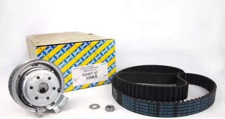 Ремкомплект ГРМ: ремень + ролик SNR KD457.32