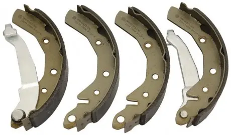 Комплект тормозных колодок STARLINE BC 09990