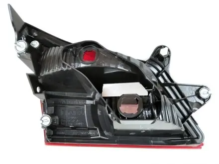 Фонарь задний правый внутренний OBK+Wagon B14 SUBARU 84912AJ250