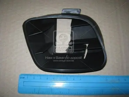 Решітка в бампер передня права audi 80/90 87-91 TEMPEST 013 0064 998C