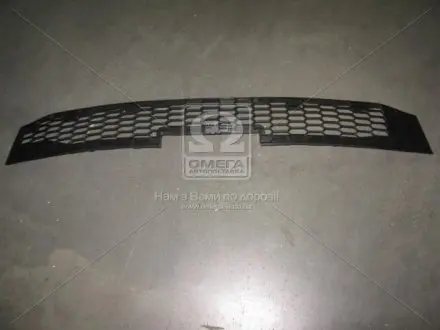 Решітка в бампер середня mazda 6 02-08 TEMPEST 034 0302 915
