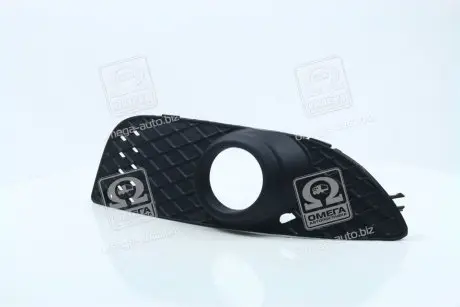 Решітка в бампер права mit lancer x TEMPEST 036 0359 912