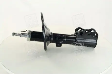 Амортизатор передний Tokico B3184