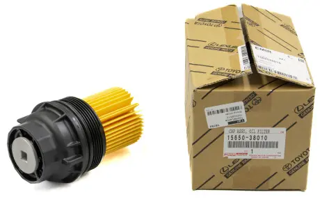 Крышка масляного фильтра 4.5 D4-D TOYOTA 1565038010