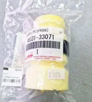Отбойник амортизатора переднего TOYOTA 48331-33071