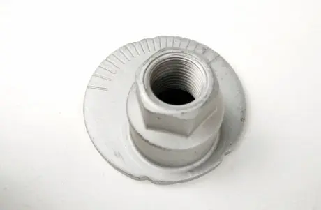 Гайка подвески TOYOTA 4845235020