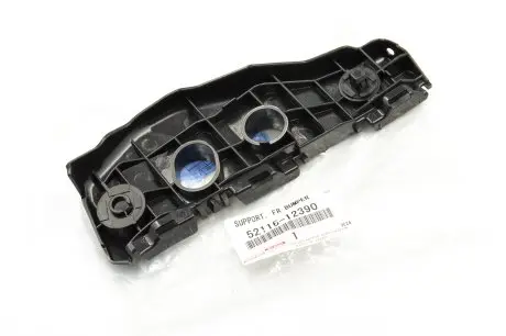 Кріплення переднього бампера лівий Corolla E150 TOYOTA 5211612390