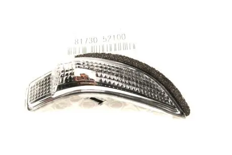 Повторитель поворота в зеркале правый TOYOTA 8173052100