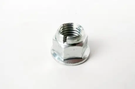 Гайка подвески TOYOTA 9017910070