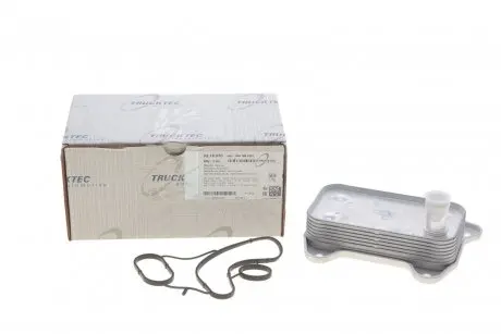 Радиатор масляный, cdi TRUCKTEC AUTOMOTIVE 02.18.050