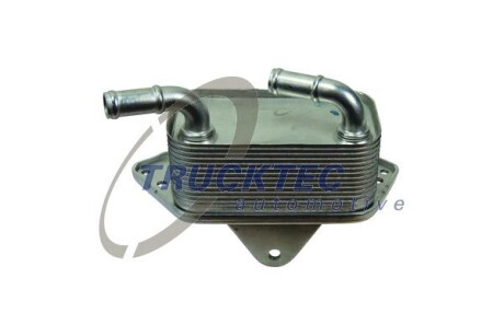 Радиатор масла, 2.8-3.2TFSI Audi Q7/VW Touareg TRUCKTEC AUTOMOTIVE 07.18.029