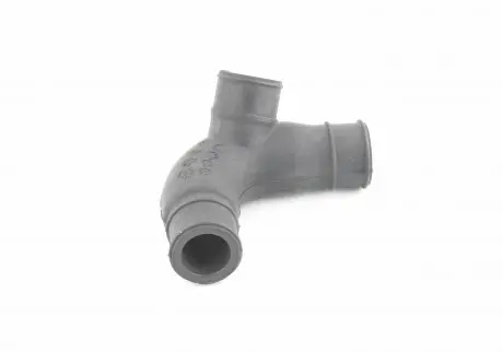 Патрубок вентиляции картера, a4,a6 00-09/ passat 00-12 VAG 06B 103 221 H