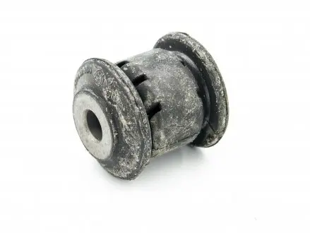 Сайлентблок переднего рычага VAG 1K0407182
