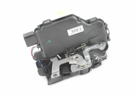 Замок двери передней l, octavia 00-11, superb 02-08/ passat 00-05 VAG 3B1 837 015 AP