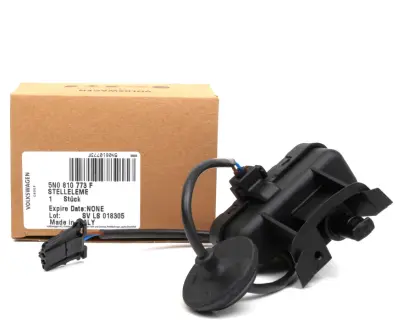 Моторчик приводу відкриття лючка бензобака VAG 5N0810773F