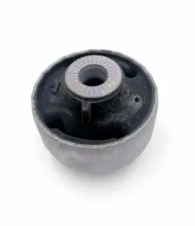 Сайлентблок переднего рычага (задний) VAG 5Q0 407 183 L