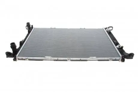 Радиатор системы охлаждения Valeo 735472