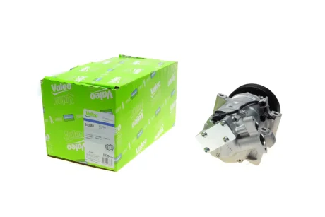 Компресор кондицiонера RENAULT Clio4 "1,5DCI Valeo 813383