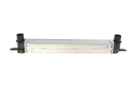 Интеркулер Valeo 818545