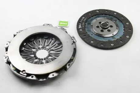 Комплект сцепления T5 2.5TDI (AXD) 96kw Valeo 828556