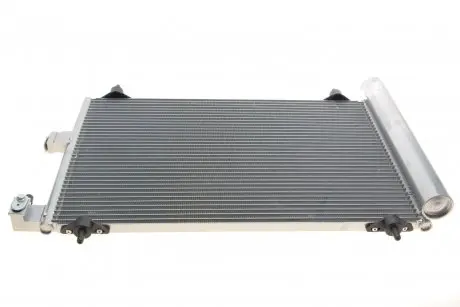 Радиатор кондиционера xsara/picasso/berl mt/at Van Wezel 09005173