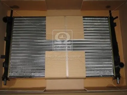 Радиатор охлаждения двигателя mondeo i 1.8td mt 93-96 Van Wezel 18002185