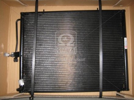 Радиатор кондиционера mb w124 d/td mt/at 84-96 Van Wezel 30005161 (фото 1)