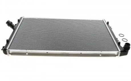 Радиатор охлаждения двигателя golf5/touran/a3 dies 03- Van Wezel 58002208