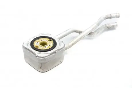 Масляный радиатор (теплообменник) VIKA 11170543601