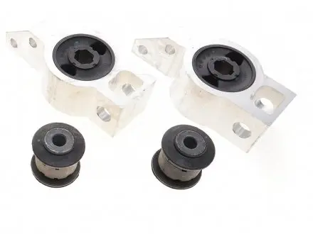 Комплект сайлентблоков передней подвески VIKA K41483801